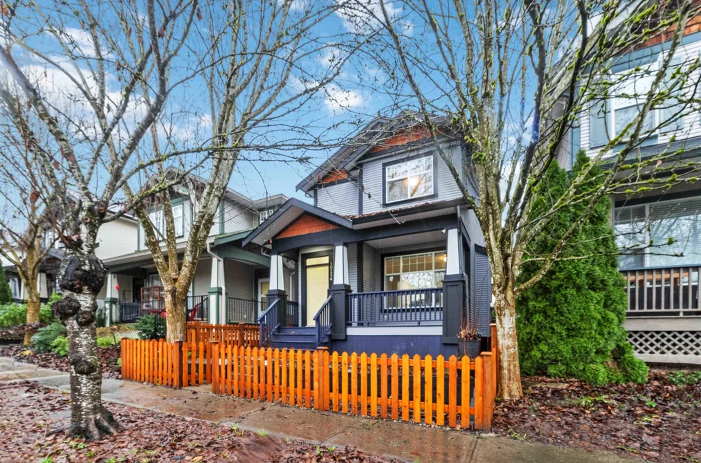 10256 243A STREET, Maple Ridge BC V2W 1Y3, Maple Ridge BC — Residential for Sale - Photo 2