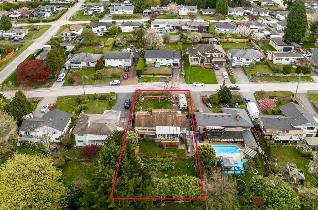 House for sale at 10259 124a Street Surrey British Columbia - MLS: R3141184