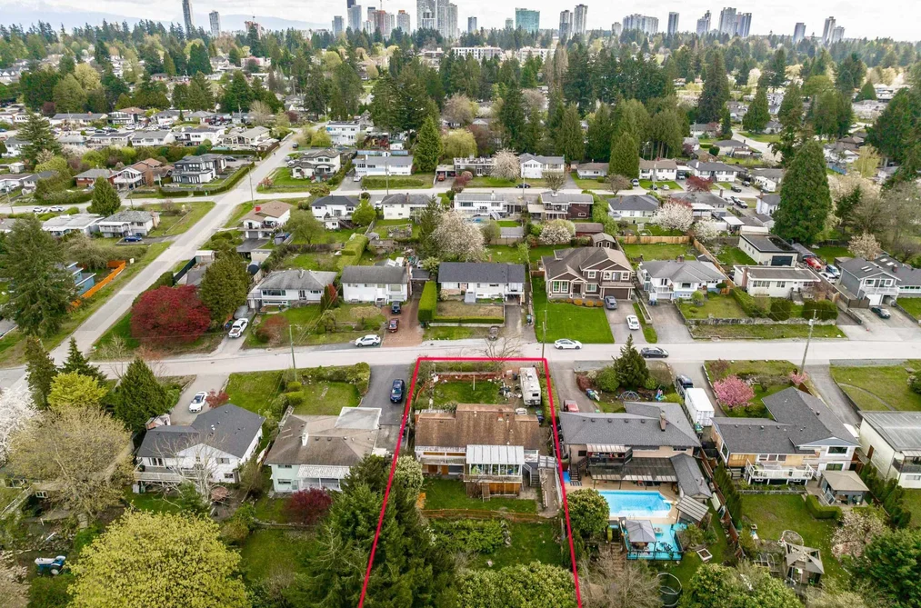 House for sale at 10259 124a Street Surrey British Columbia - MLS: R3141184