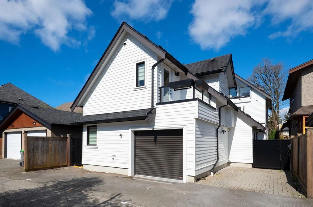 1026 E 13TH AVENUE, Vancouver BC V5T 2L8, Vancouver BC — Residential for Sale - Photo 2
