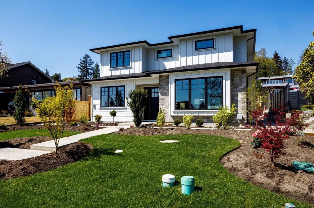 1028 CALVERHALL STREET, North Vancouver BC V7L 1Y3, North Vancouver BC — Residential for Sale - Photo 2