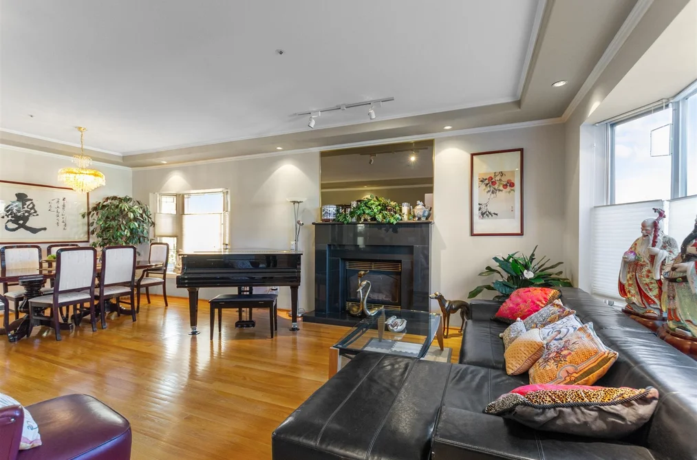 1028 W 51ST AVENUE, Vancouver BC V6P 1C3, Vancouver BC — Residential for Sale - Photo 2