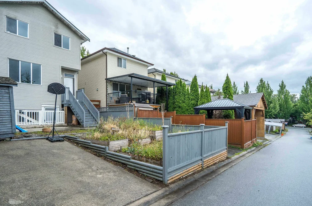 10295 243A Street, Maple Ridge, BC - MLS: R3150934 - Photo 38 10295 243A Street, Maple Ridge, BC - MLS: R3150934 - Photo 38