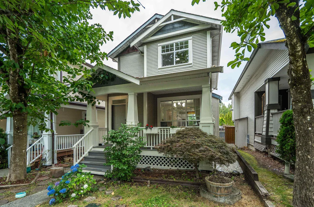 10295 243A Street, Maple Ridge, BC - MLS: R3150934 - Photo 4 10295 243A Street, Maple Ridge, BC - MLS: R3150934 - Photo 4