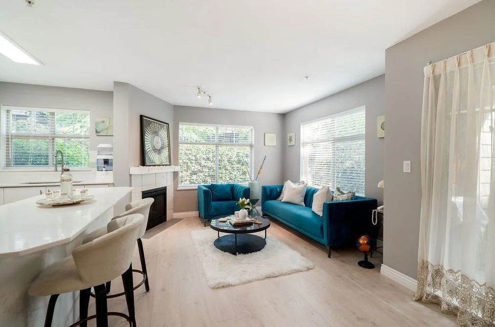 Condo for sale at 103 12238 224 Street Maple Ridge British Columbia - MLS: R3163659