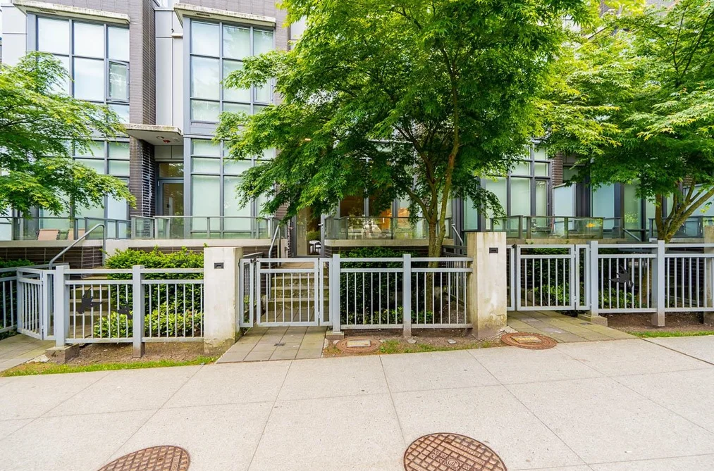 103 13438 CENTRAL AVENUE, Surrey BC V3T 0N2, Surrey BC — Residential for Sale - Photo 3