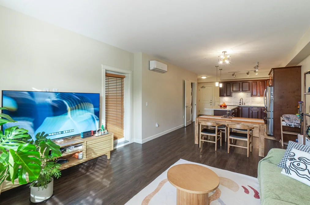 Condo for sale at 103 14588 Mcdougall Drive Surrey British Columbia - MLS: R3101367