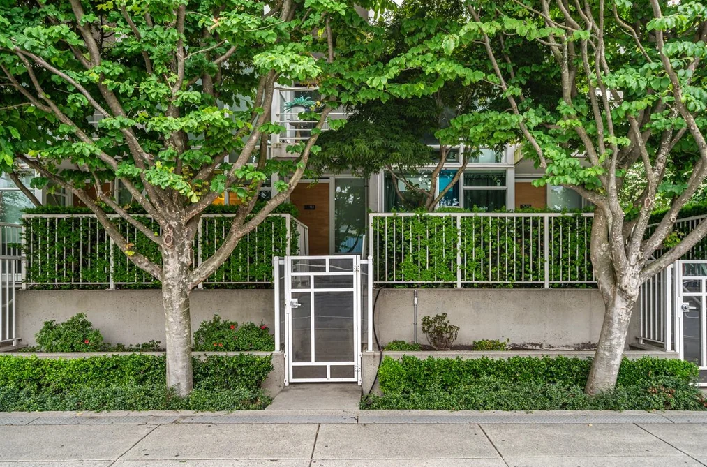 103 161 W GEORGIA STREET, Vancouver BC V6B 0K9, Vancouver BC — Residential for Sale - Photo 2