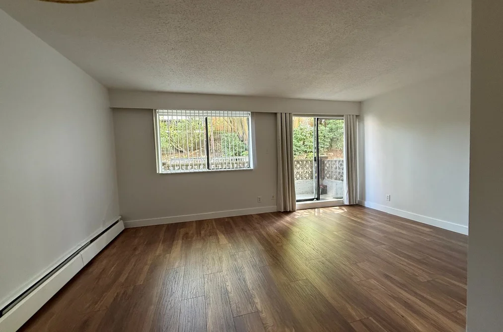 103 1950 W 8TH AVENUE, Vancouver, BC — Residential for Sale — Photo 4 of 10