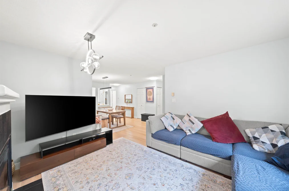 103 20189 54 AVENUE, Langley BC V3A 3W2, Langley BC — Residential for Sale - Photo 2