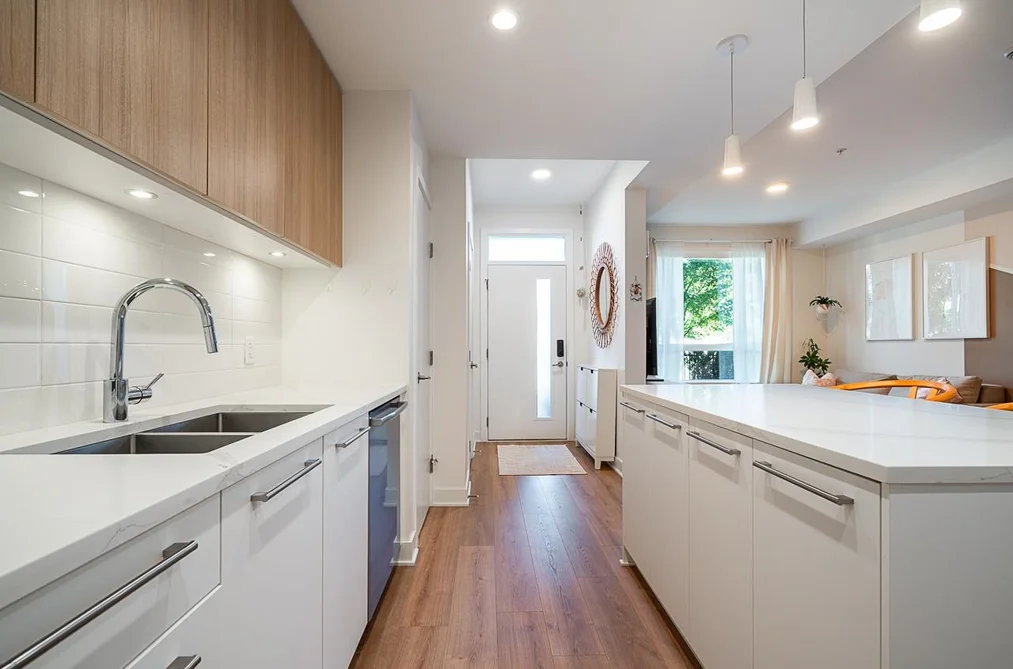 Townhouse for sale at 103 2035 Glenaire Drive North Vancouver British Columbia - MLS: R3083367