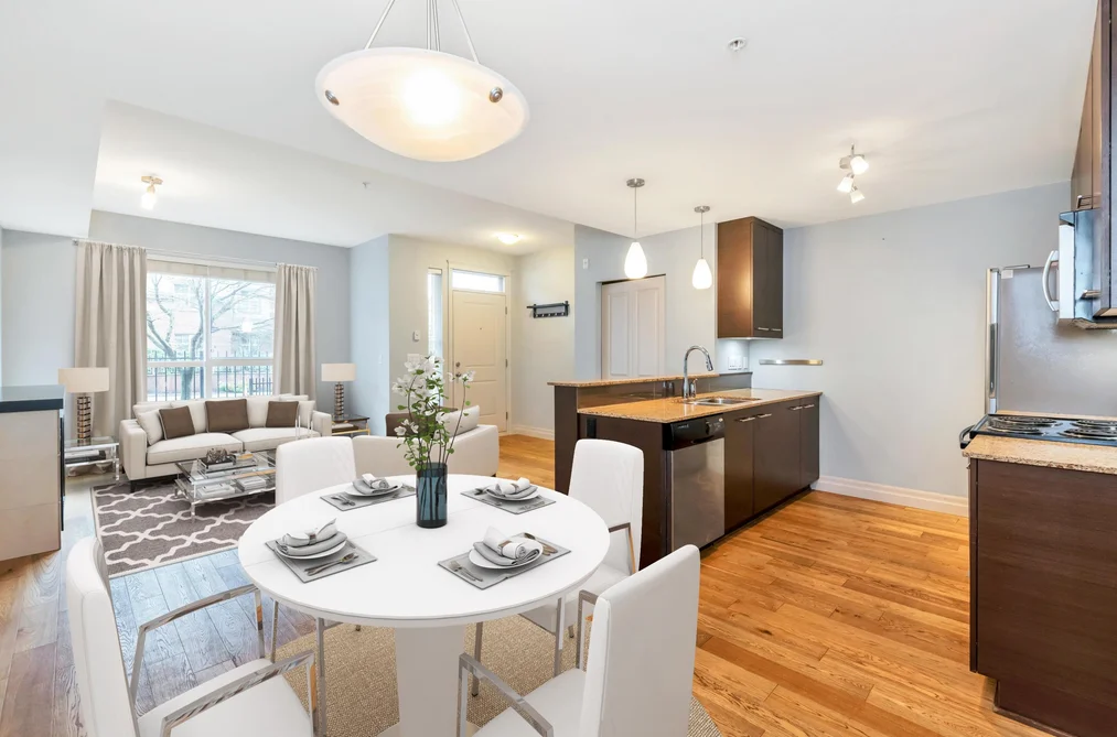 Condo for sale at 103 2343 Atkins Avenue Port Coquitlam British Columbia - MLS: R3107565