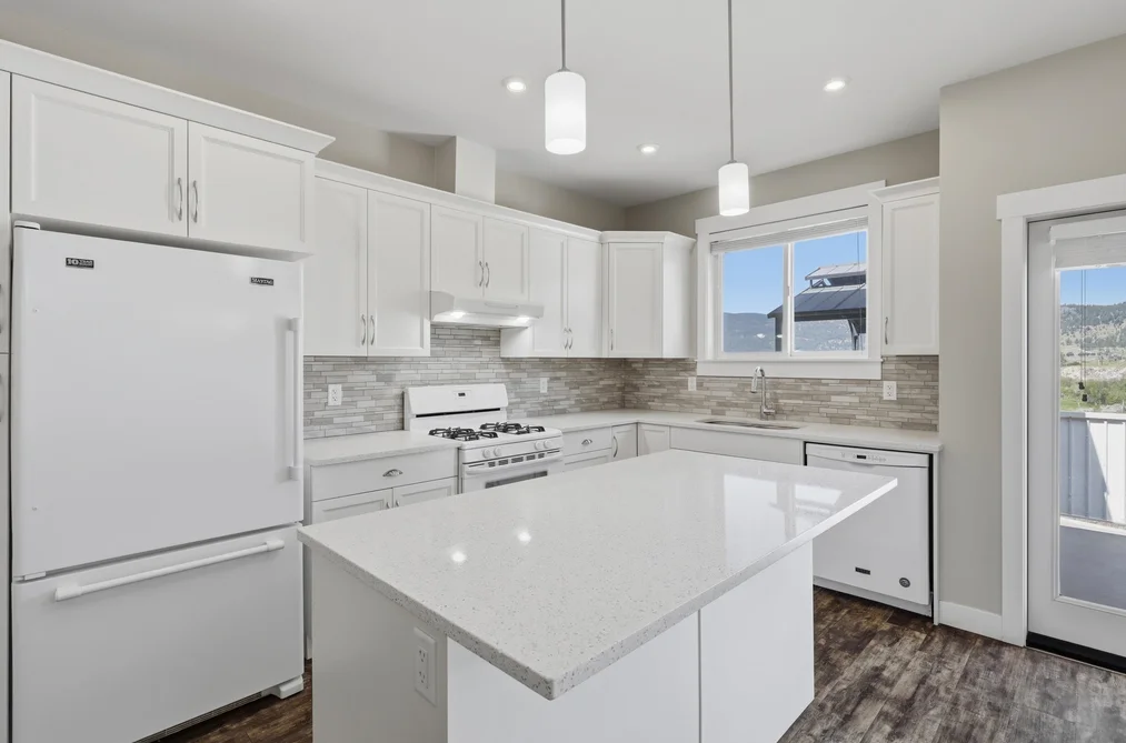 103 2514 SPRING BANK AVENUE, No City Value BC V1K 0B1, No City Value BC — Residential for Sale — Photo 11 of 40