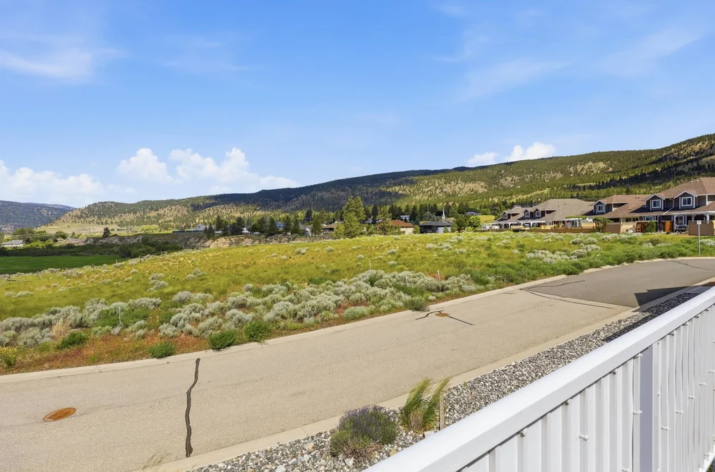 103 2514 SPRING BANK AVENUE, No City Value BC V1K 0B1, No City Value BC — Residential for Sale — Photo 18 of 40