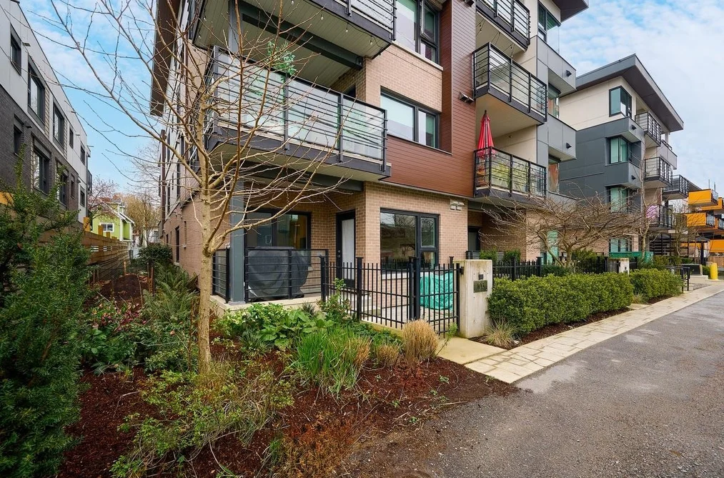 103 2666 DUKE STREET, Vancouver BC V5R 4S9, Vancouver BC — Residential for Sale - Photo 2