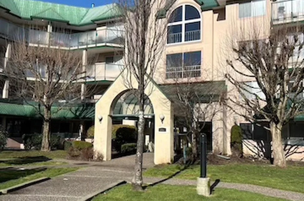 Condo for sale at 103 2964 Trethewey Street Abbotsford British Columbia - MLS: R3095062
