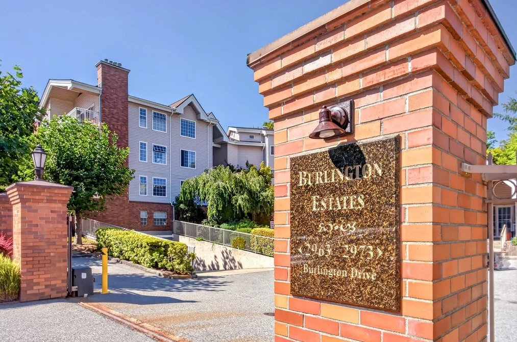 Condo for sale at 103 2973 Burlington Drive Coquitlam British Columbia - MLS: R3159104