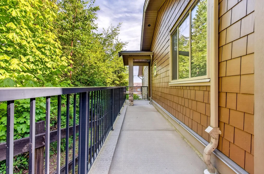 103 3451 BURKE VILLAGE PROMENADE, Coquitlam BC V3E 0K1, Coquitlam BC — Residential for Sale - Photo 5