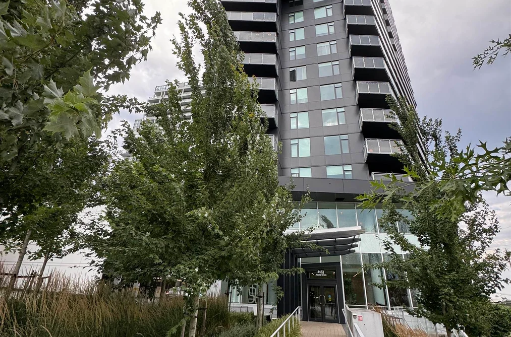 Condo for sale at 103 4433 Alaska Street Burnaby British Columbia - MLS: R3150933