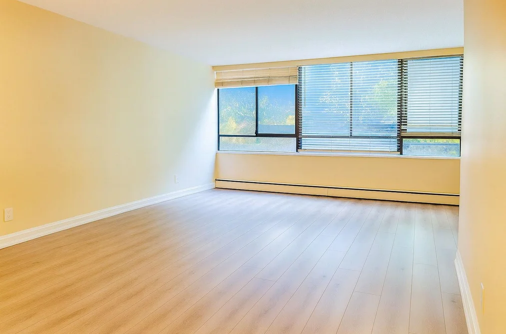 103 460 WESTVIEW STREET, Coquitlam BC V3K 6C9, Coquitlam BC — Residential for Sale - Photo 2
