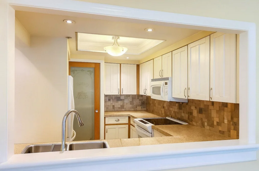 103 460 WESTVIEW STREET, Coquitlam BC V3K 6C9, Coquitlam BC — Residential for Sale - Photo 3
