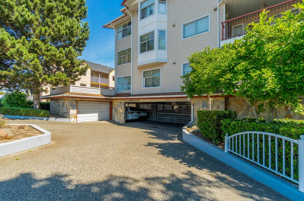 103 5776 200 STREET, Langley BC V3A 1M8, Langley BC — Residential for Sale - Photo 2