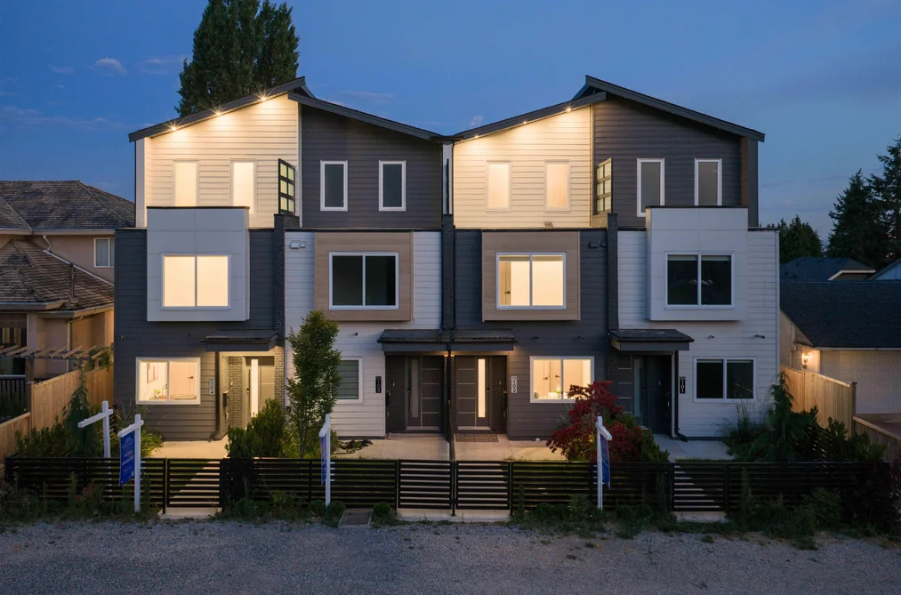 Half Duplex for sale at 103 914 Rochester Avenue Coquitlam British Columbia - MLS: R3155105