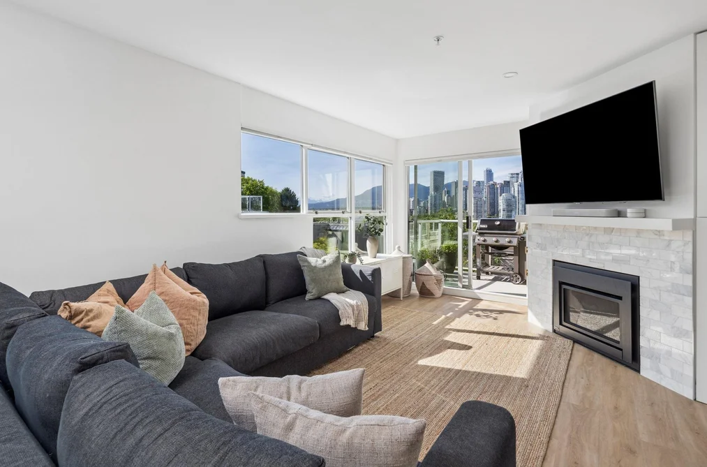 103 933 WEST 8TH AVENUE, Vancouver BC V5Z 1E4, Vancouver BC — Residential for Sale - Photo 2