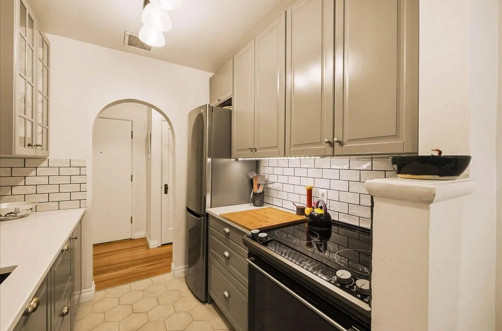 6 985 JERVIS STREET, Vancouver BC V6E 2B7, Vancouver BC — Residential for Sale — Photo 15 of 25