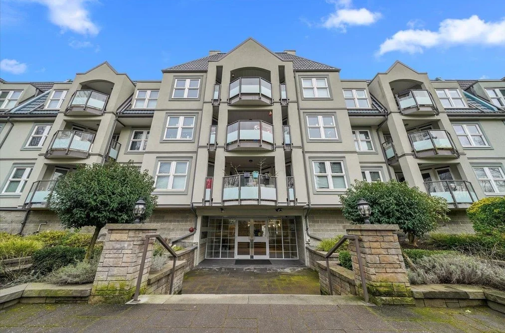 Condo for sale at 103 99 Begin Street Coquitlam British Columbia - MLS: R3111406