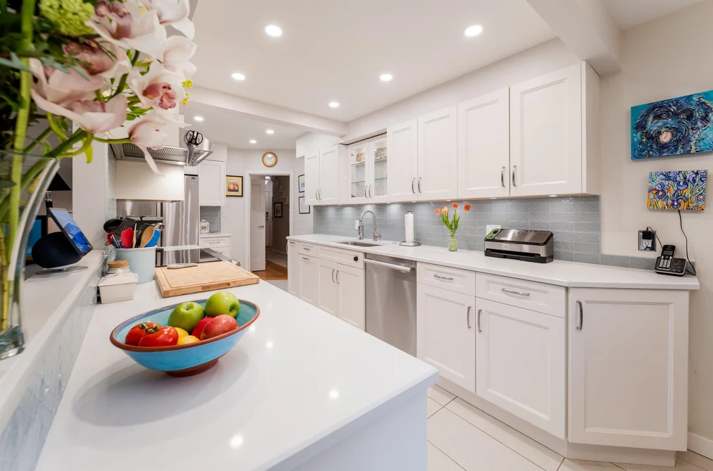 1030 MATHERS AVENUE, West Vancouver BC V7T 2G2, West Vancouver BC — Residential for Sale - Photo 6