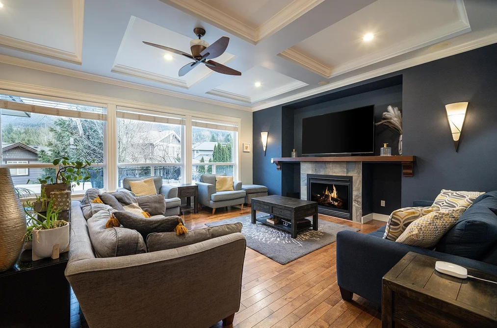 1031 JAY CRESCENT, Squamish BC V8B 0P2, Squamish BC — Residential for Sale - Photo 4