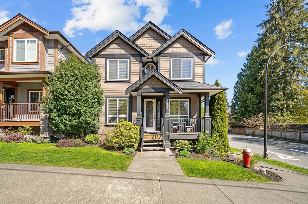 10310 240 STREET, Maple Ridge BC V2W 0G4, Maple Ridge BC — Residential for Sale - Photo 2