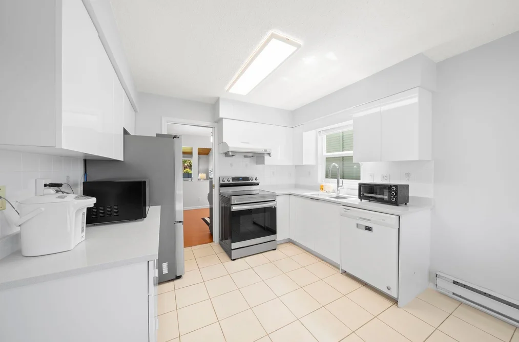 10311 HOLLYMOUNT DRIVE, Richmond BC V7E 4S2, Richmond BC — Residential for Sale — Photo 6 of 22