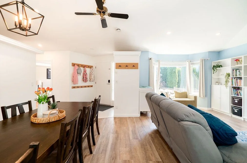 1032 EDGEWATER CRESCENT, Squamish BC V8B 0B2, Squamish BC — Residential for Sale - Photo 2