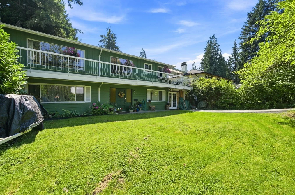 House for sale at 1033 Clements Avenue North Vancouver British Columbia - MLS: R3155471