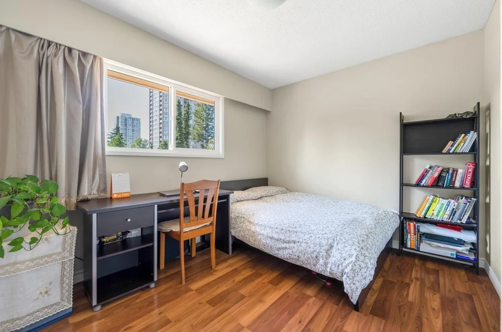 10355 149A STREET, Surrey, BC — Residential for Sale — Photo 4 of 23