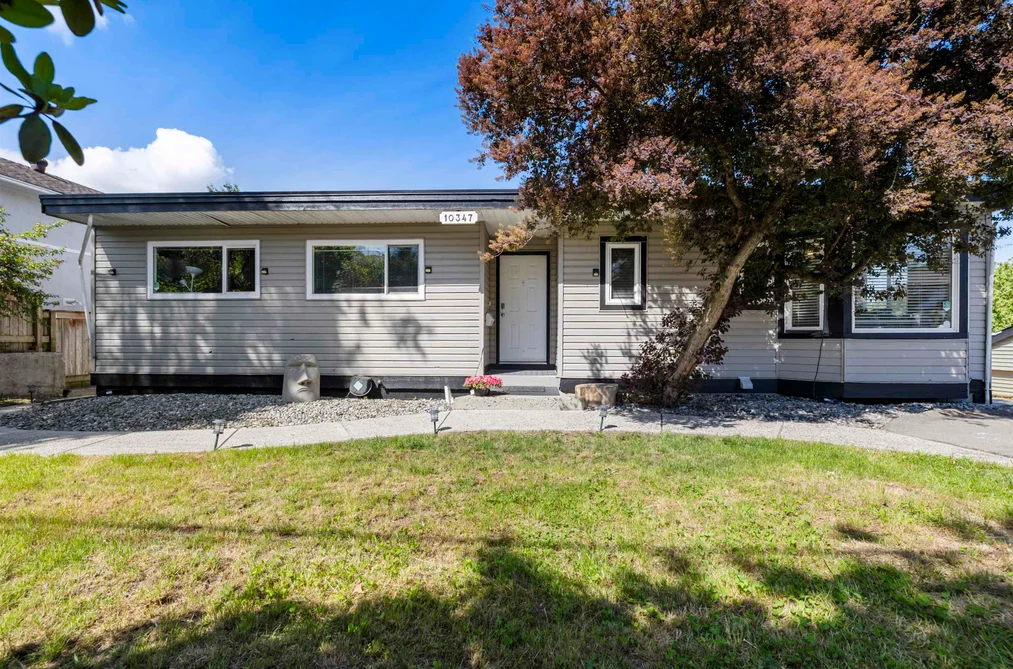House for sale at 10347 125 Street Surrey British Columbia - MLS: R3122105