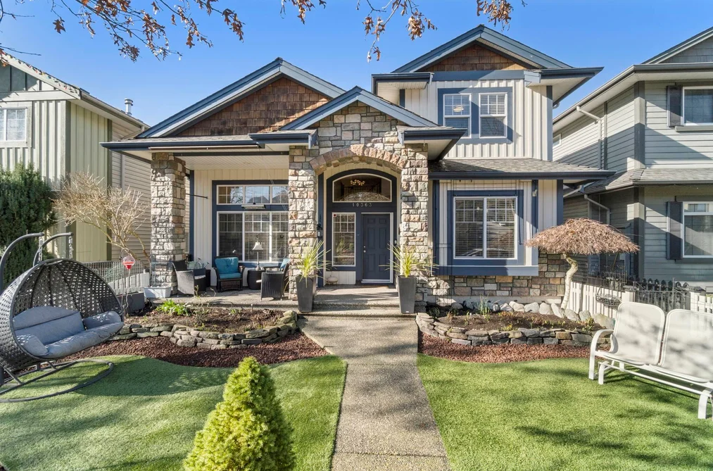 10363 ROBERTSON STREET, Maple Ridge BC V2W 0A8, Maple Ridge BC — Residential for Sale - Photo 2