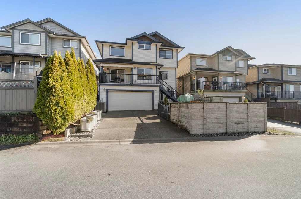 10363 ROBERTSON STREET, Maple Ridge BC V2W 0A8, Maple Ridge BC — Residential for Sale - Photo 4