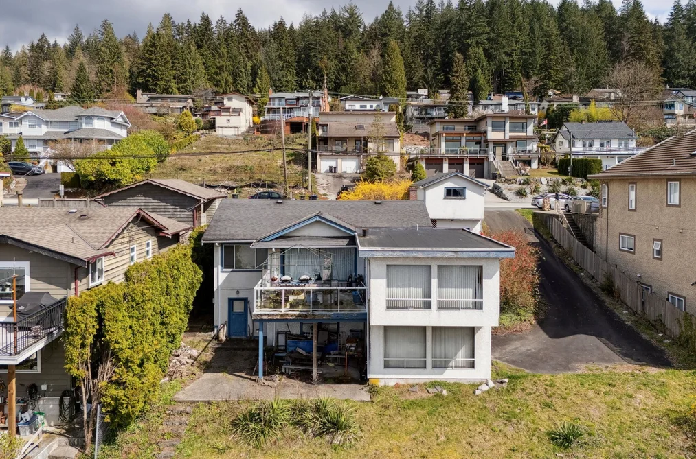 1038 IOCO ROAD, Port Moody BC V3H 2X1, Port Moody BC — Residential for Sale - Photo 2