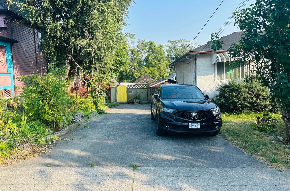 1038 SEVENTH AVENUE, New Westminster BC V3M 2J5, New Westminster BC — Residential for Sale - Photo 3