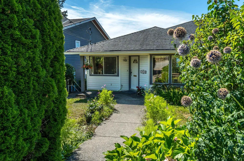 Half Duplex for sale at 1038 Walls Avenue Coquitlam British Columbia - MLS: R3152436
