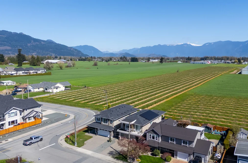 10398 WEDGEWOOD DRIVE, Chilliwack BC V2P 6B9, Chilliwack BC — Residential for Sale - Photo 3