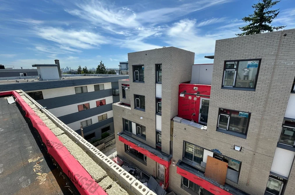 103A 103B-433 E 3RD STREET, North Vancouver BC V7L 1G3, North Vancouver BC — Residential for Sale - Photo 3