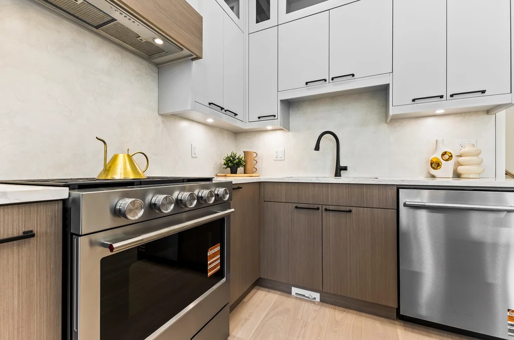 1045 Quadling Ave Unit 104, Coquitlam, BC - MLS: R3174965