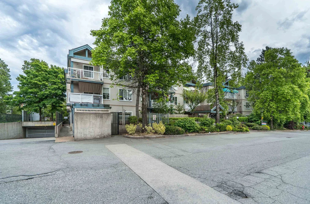 104 10668 138 STREET, Surrey BC V3T 5T2, Surrey BC — Residential for Sale - Photo 2