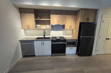 1100 Clarke Rd Unit 104, Port Moody, BC - MLS: R3139732