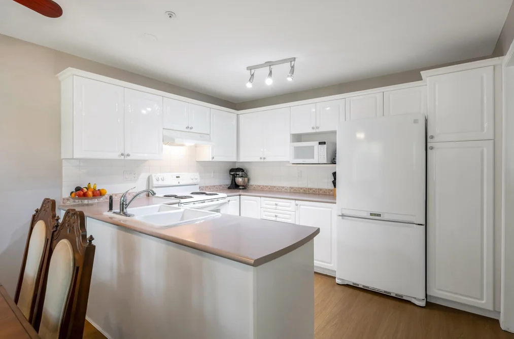 104 12155 75A AVENUE, Surrey BC V3W 1B9, Surrey BC — Residential for Sale - Photo 2