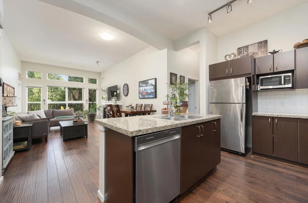 Condo for sale at 104 1330 Genest Way Coquitlam British Columbia - MLS: R3150383